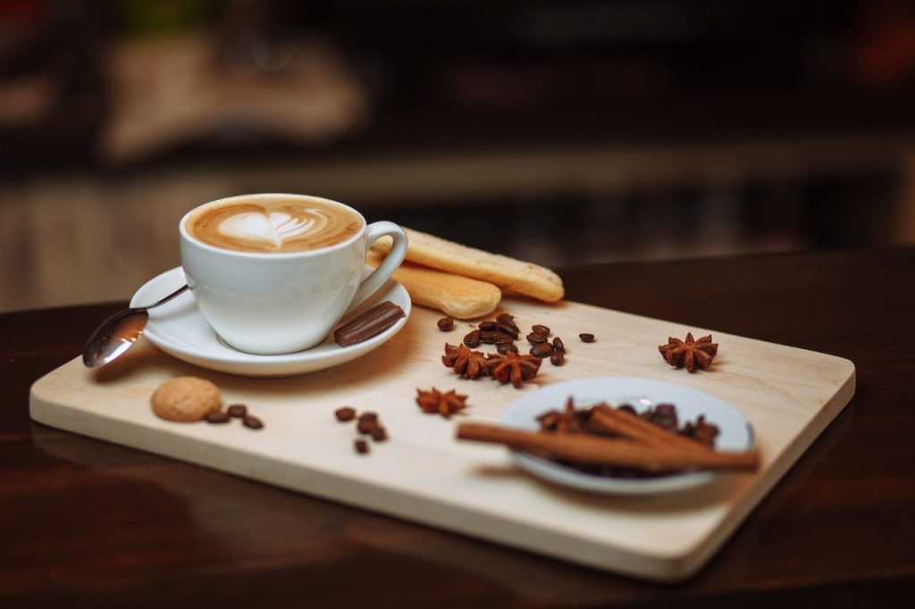Tomar café y blanqueamiento