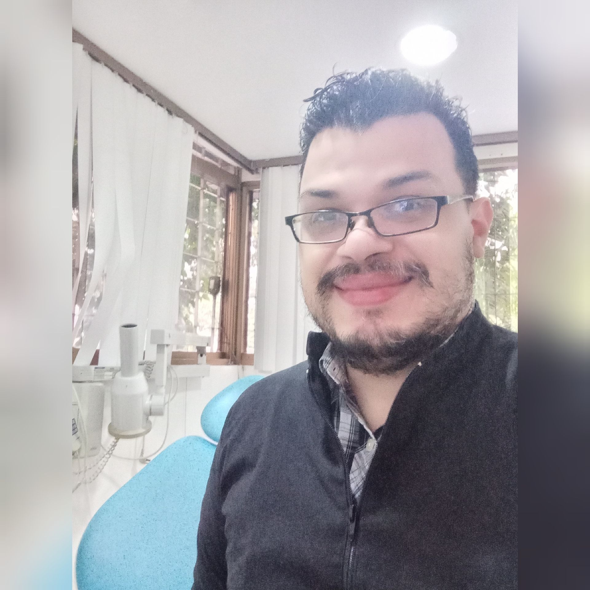 Odontólogo Luis Marcano - Caracas